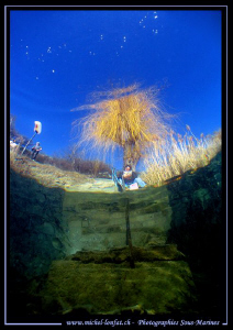 Looking outside...... Last Winter diving in March... Wate... by Michel Lonfat 